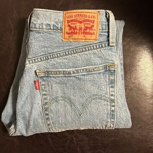 Levi’s 501 Skinny button fly raw hem women’s jeans